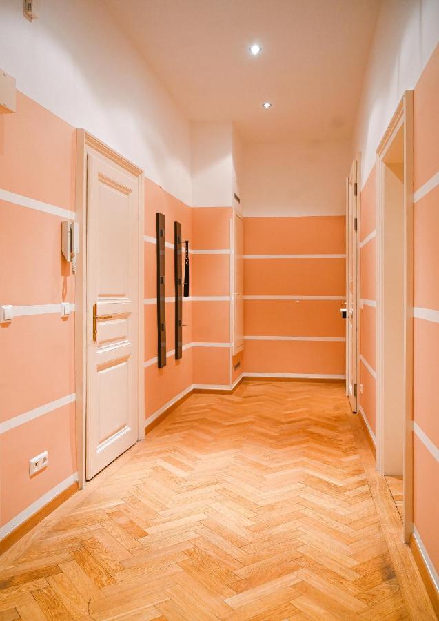 Bright Suite Universitaet Wien Bagian luar foto